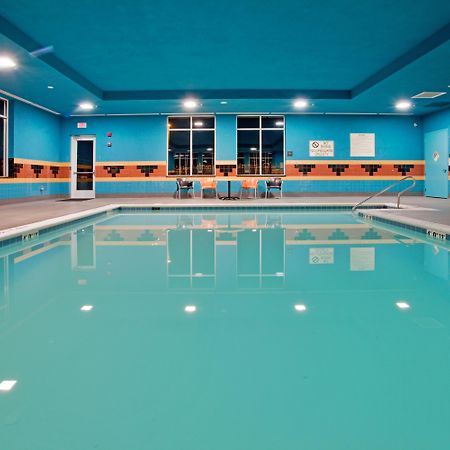 Holiday Inn Hotel & Suites Gateway By Ihg Williamsburg Dış mekan fotoğraf