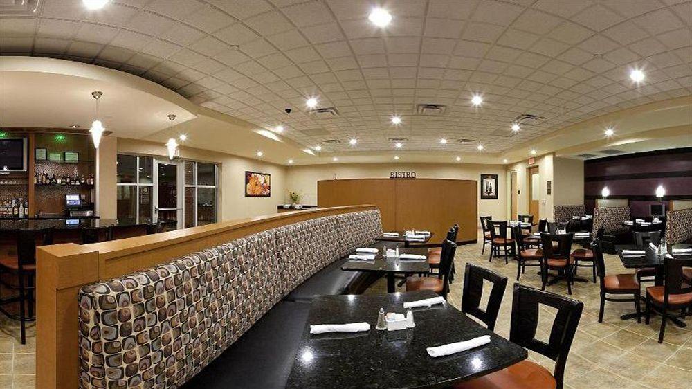 Holiday Inn Hotel & Suites Gateway By Ihg Williamsburg Dış mekan fotoğraf
