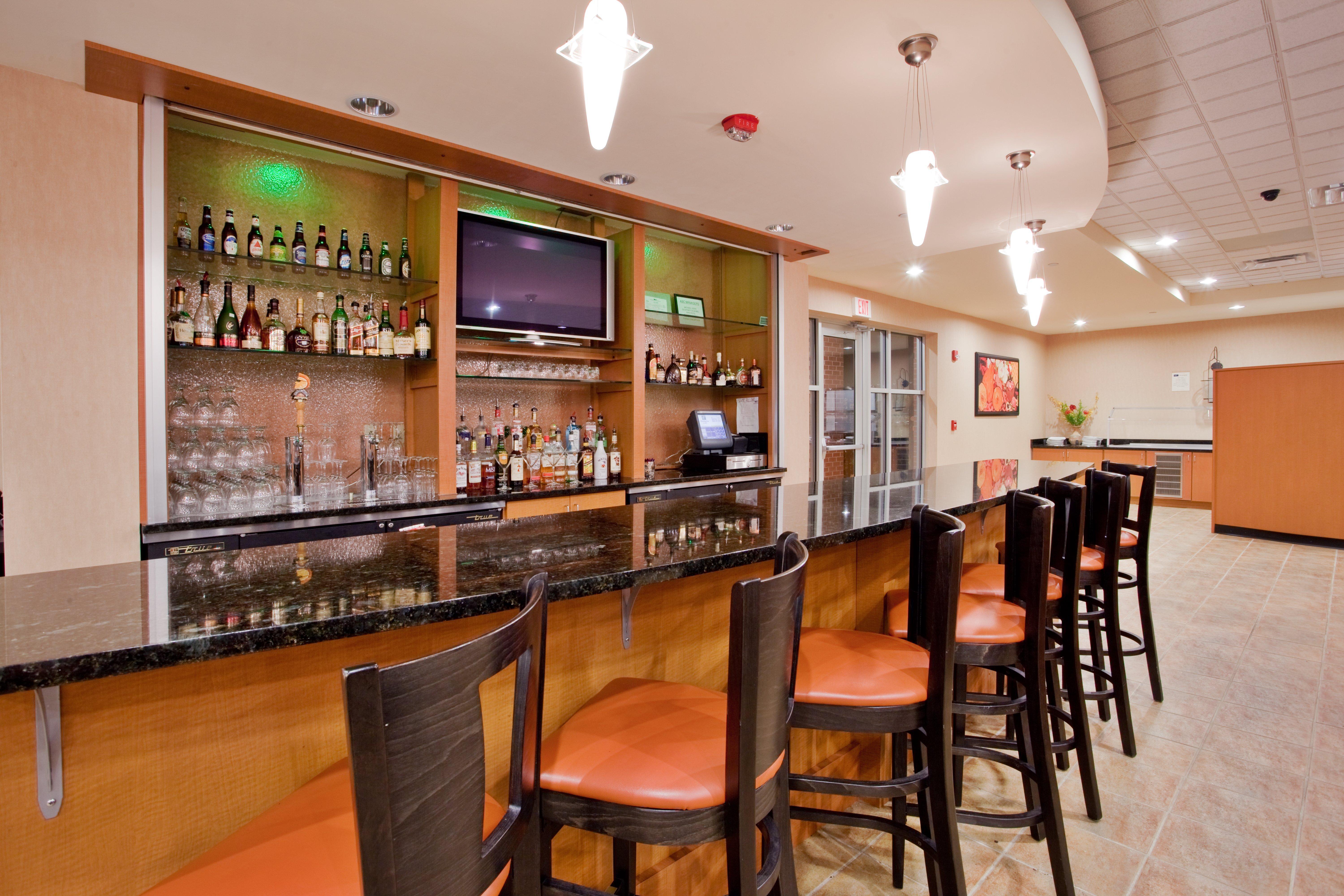 Holiday Inn Hotel & Suites Gateway By Ihg Williamsburg Dış mekan fotoğraf